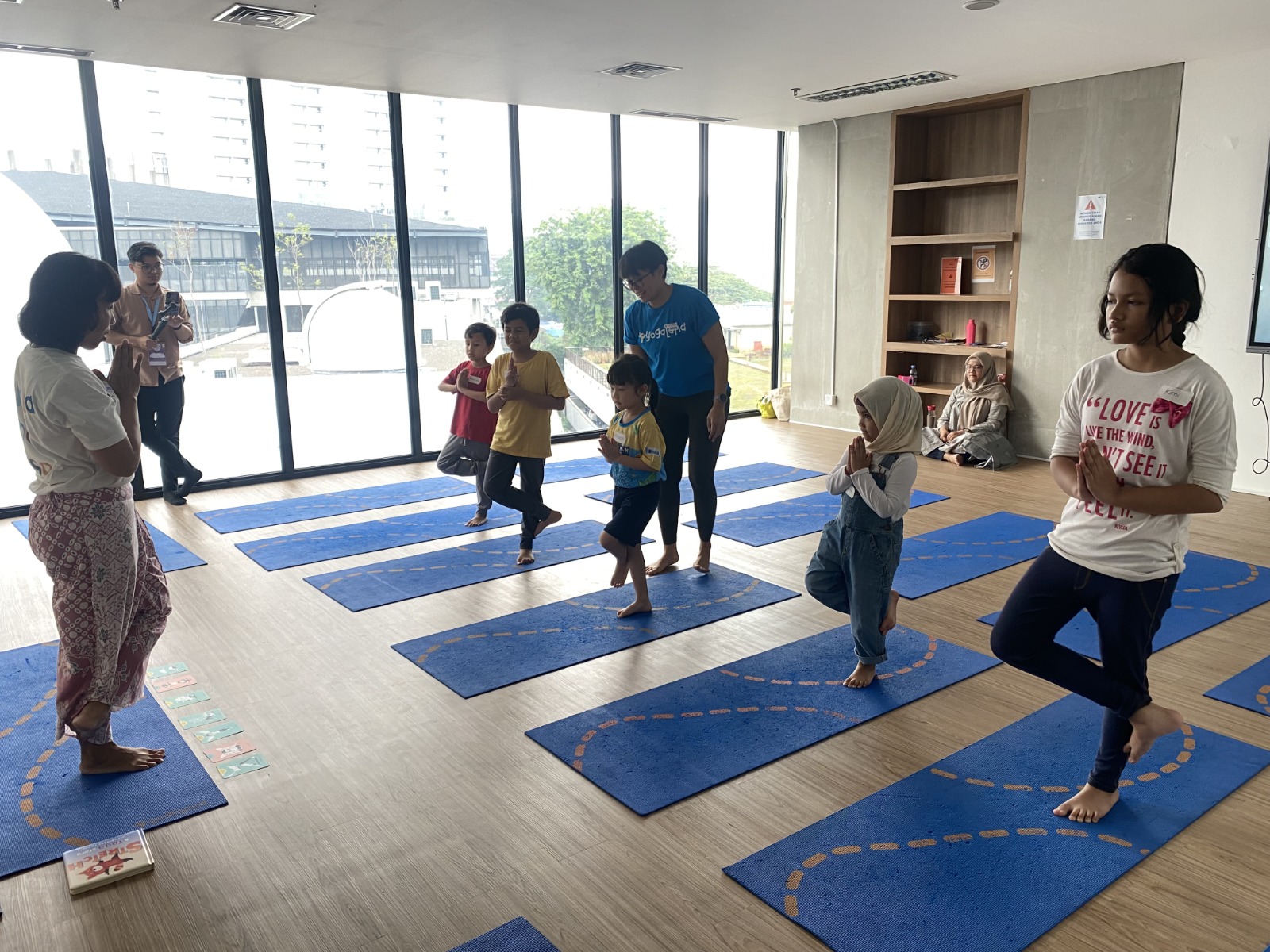 Kids Yoga By Yogaland